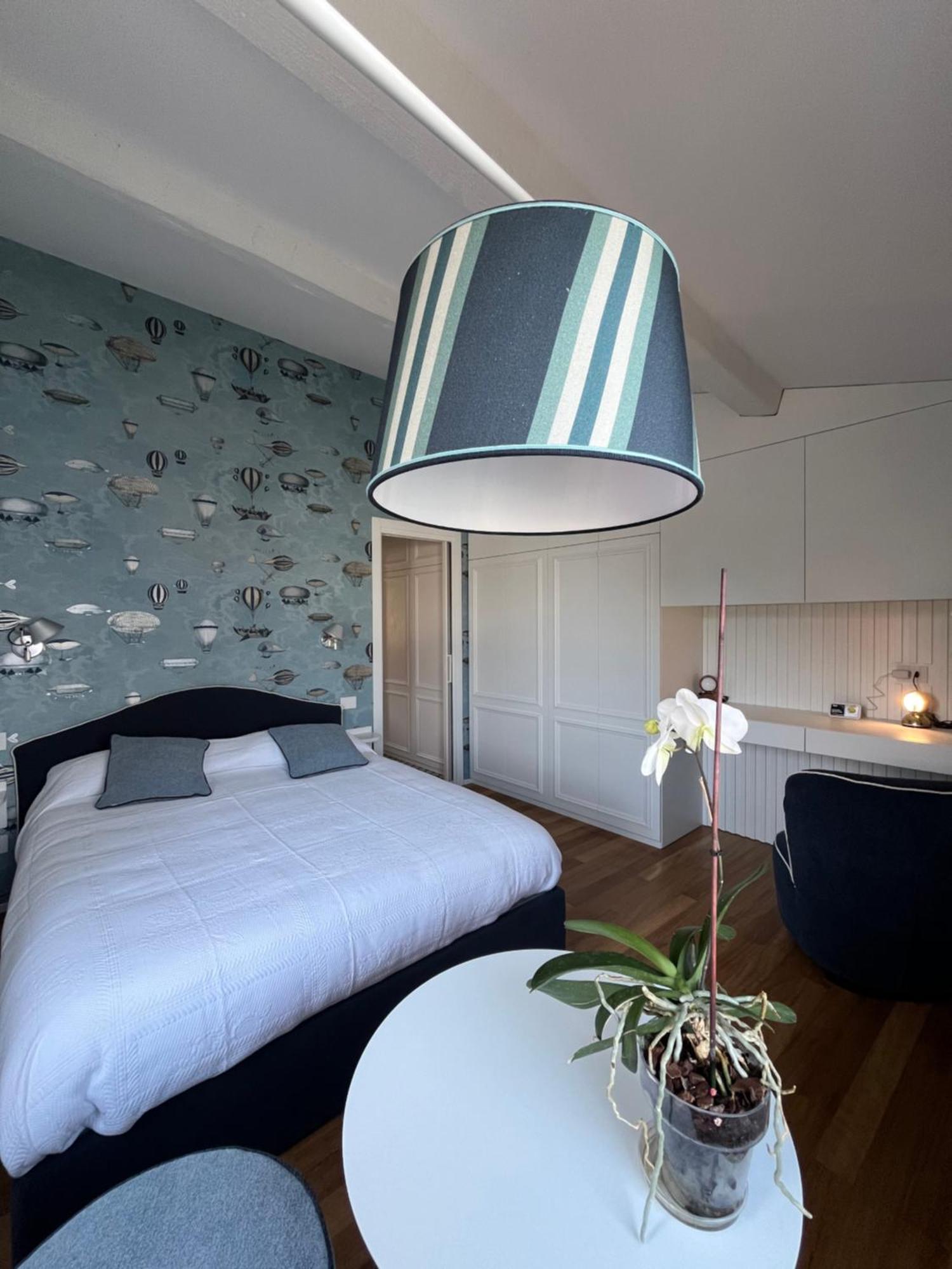 About Italy Holiday Rooms And Apartments ปอร์โตเวเนเร ภายนอก รูปภาพ