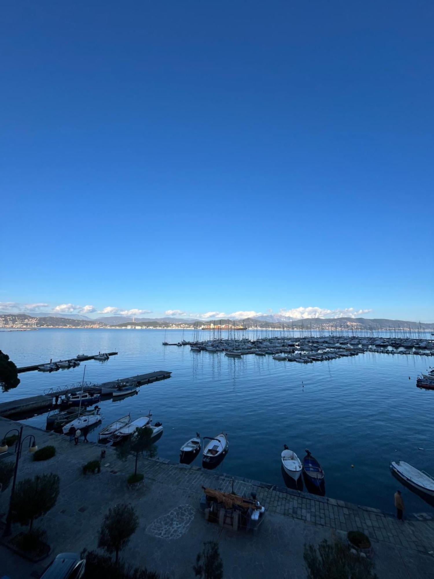 About Italy Holiday Rooms And Apartments ปอร์โตเวเนเร ภายนอก รูปภาพ