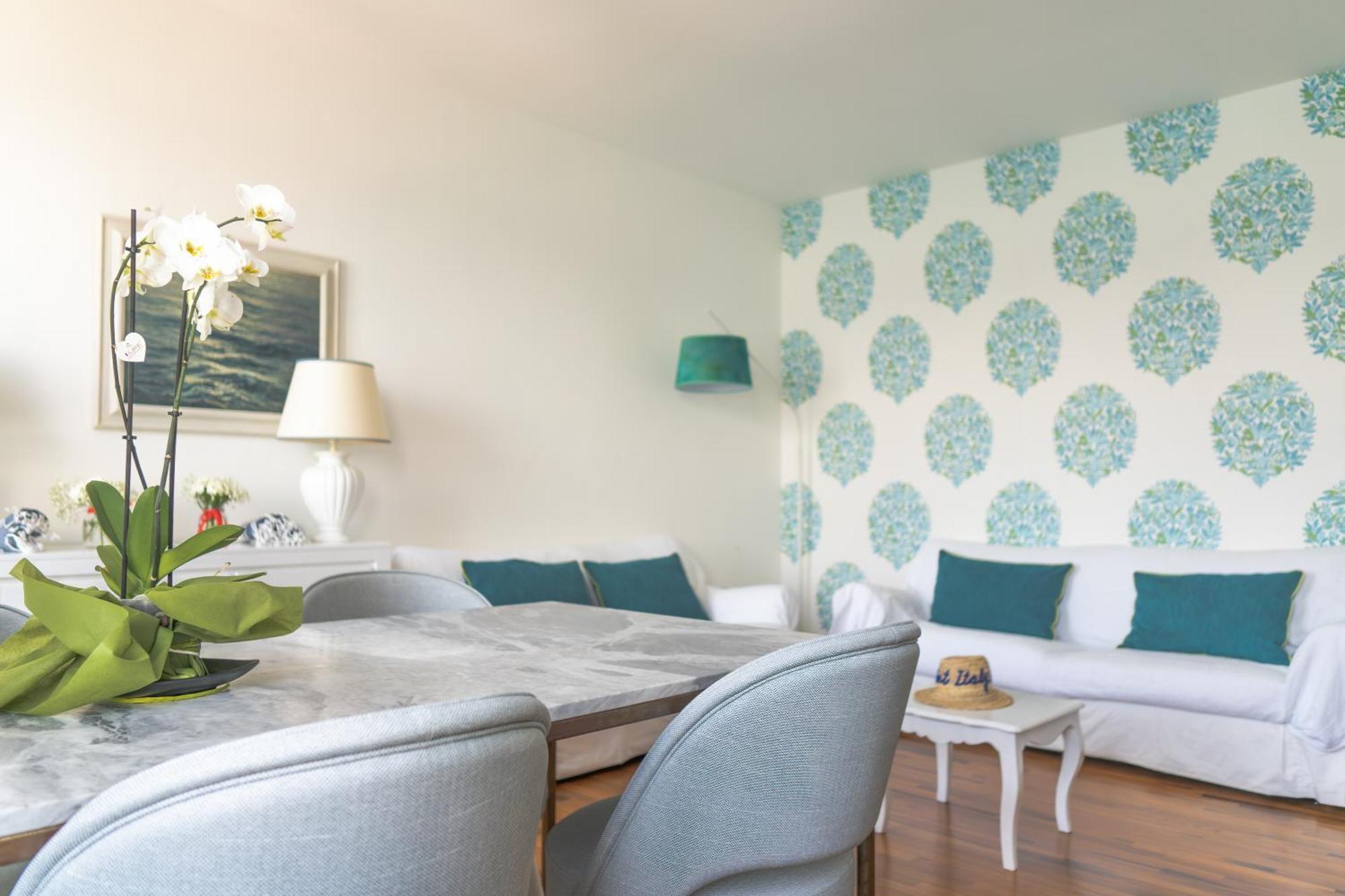 About Italy Holiday Rooms And Apartments ปอร์โตเวเนเร ภายนอก รูปภาพ