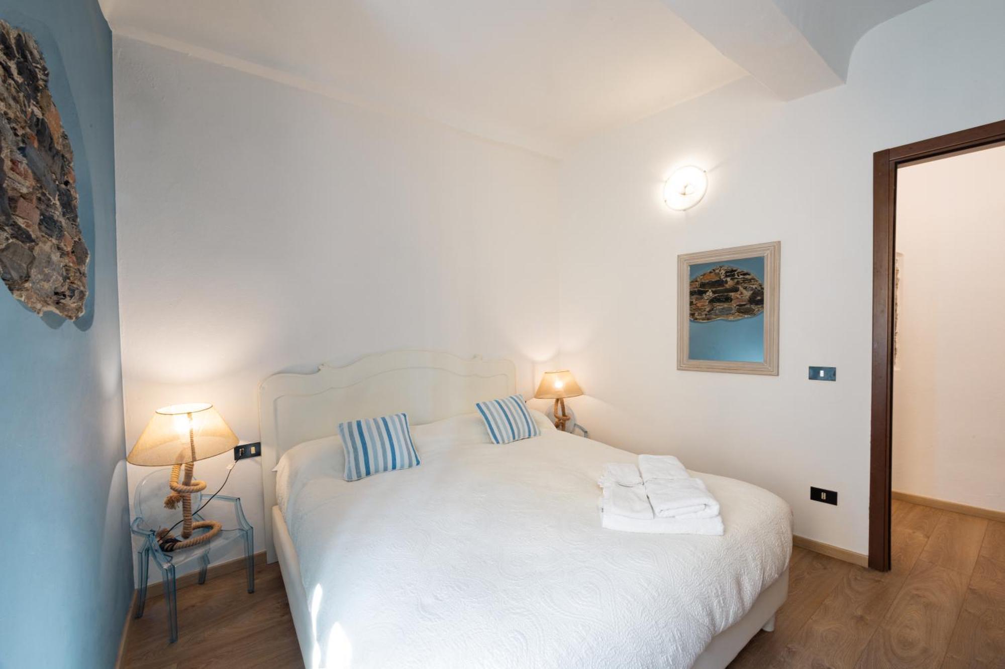About Italy Holiday Rooms And Apartments ปอร์โตเวเนเร ภายนอก รูปภาพ